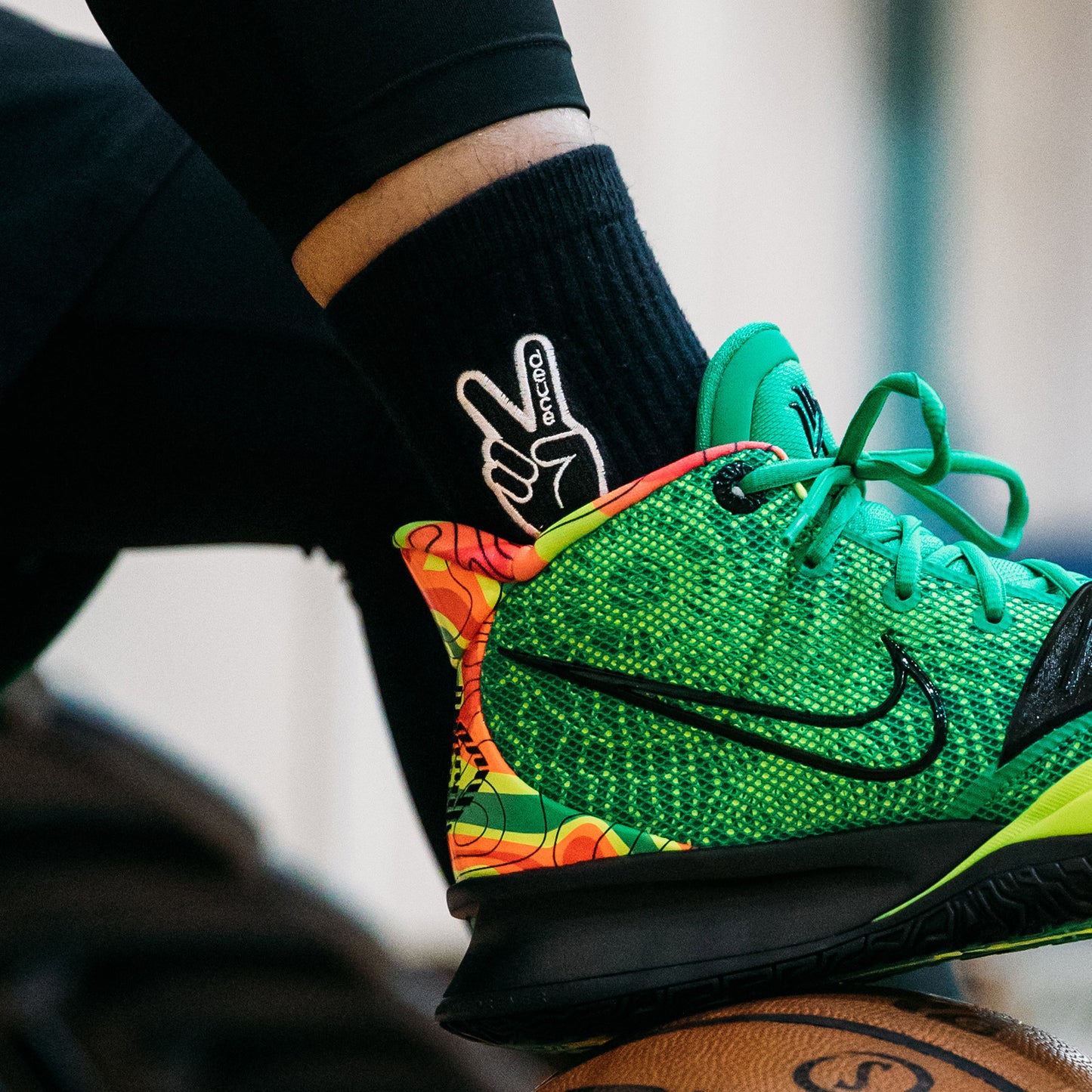 Deuce Mid Socks