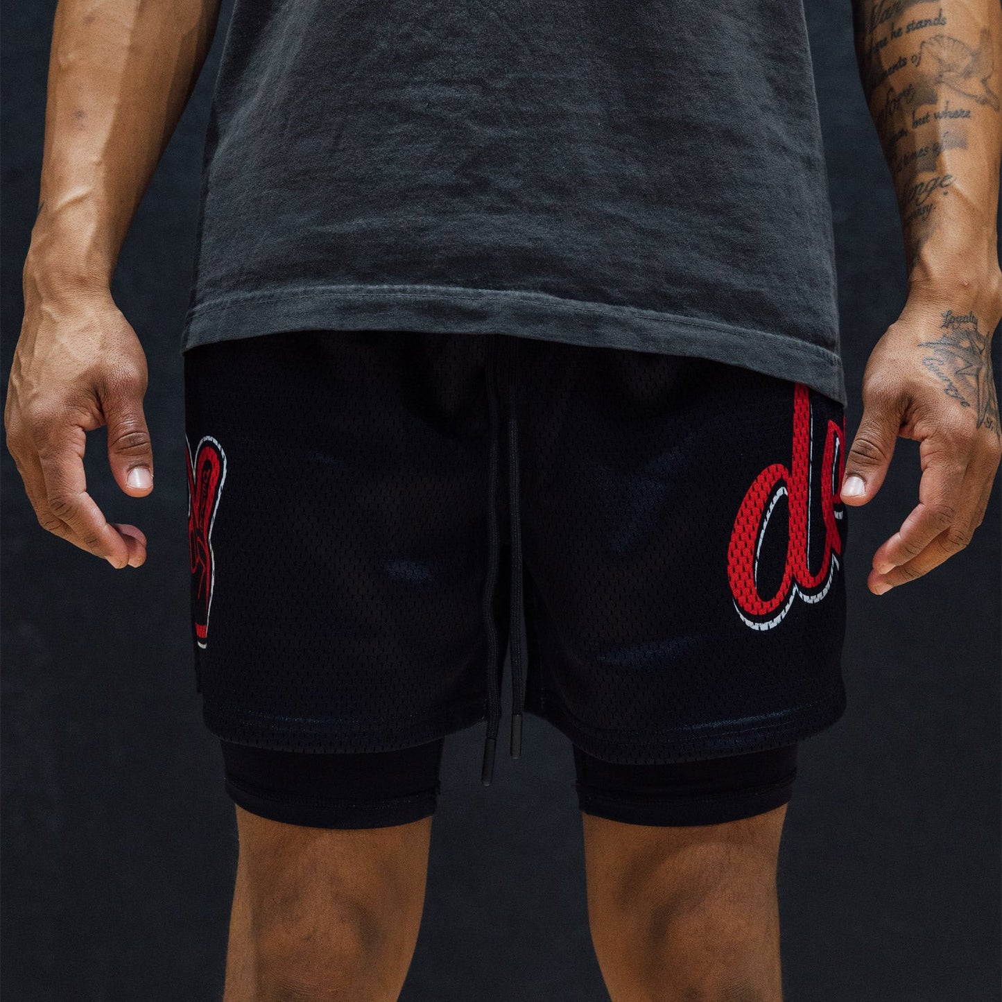 Mesh Shorts "Bred"